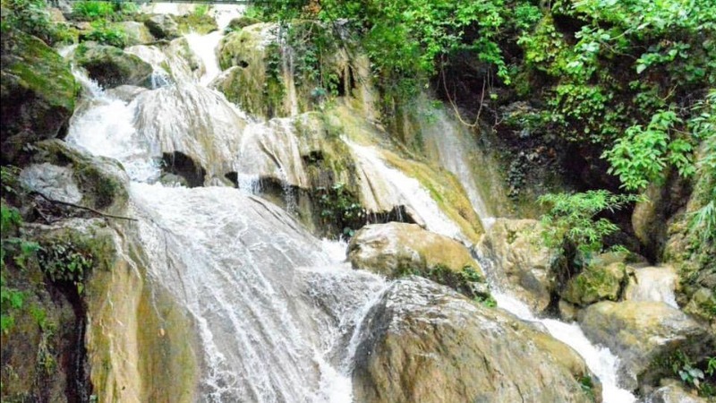 Neer Waterfall - Photo 2